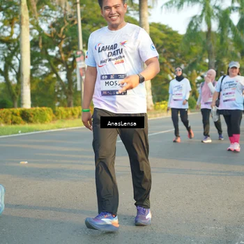 Runner Photo 7779618
