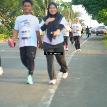 Runner Photo 7779639