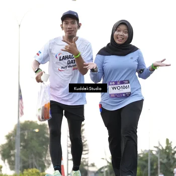 Runner Photo 7779648
