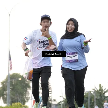 Runner Photo 7779653