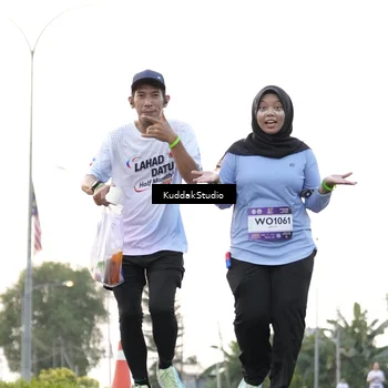 Runner Photo 7779659