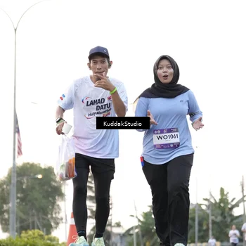 Runner Photo 7779669