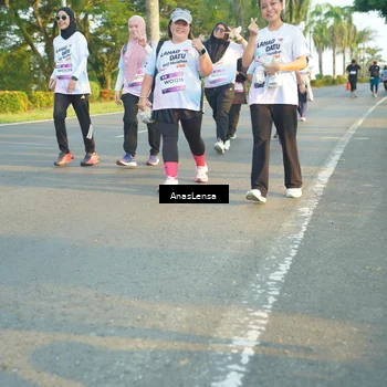 Runner Photo 7779683