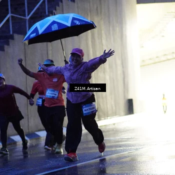 Runner Photo 7779692