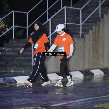 Runner Photo 7779696
