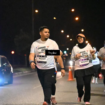 Runner Photo 7779704