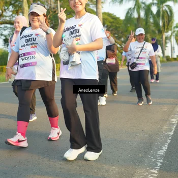 Runner Photo 7779712