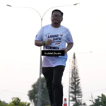 Runner Photo 7779716