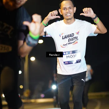 Runner Photo 7779719