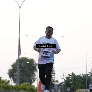 Runner Photo 7779727