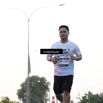 Runner Photo 7779739