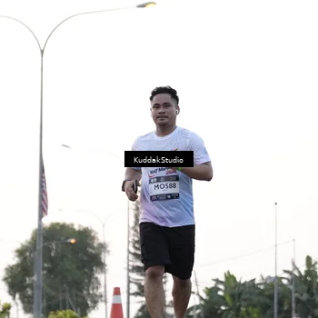Runner Photo 7779749