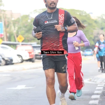 Runner Photo 7779756