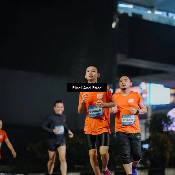 Runner Photo 7779787