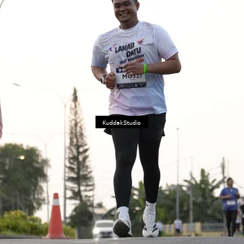 Runner Photo 7779818