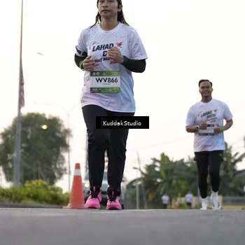 Runner Photo 7779826