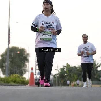 Runner Photo 7779829
