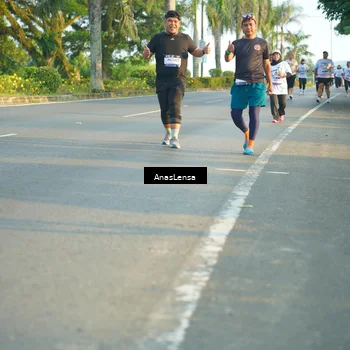 Runner Photo 7779844