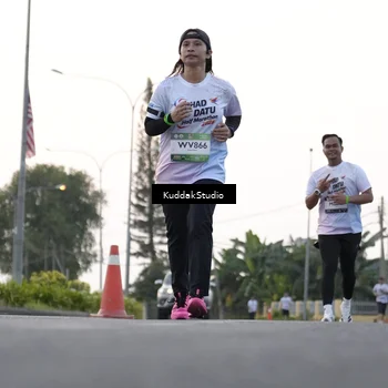 Runner Photo 7779847