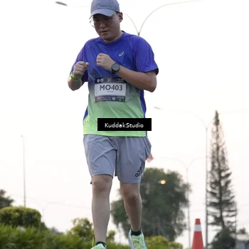 Runner Photo 7779857
