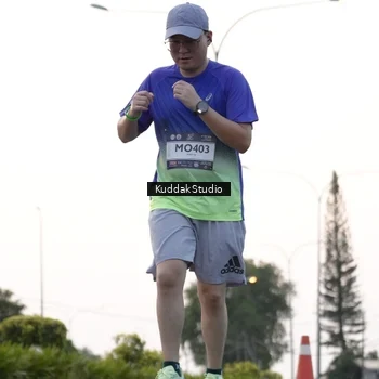 Runner Photo 7779863