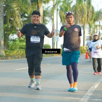 Runner Photo 7779876