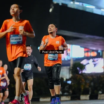 Runner Photo 7779884