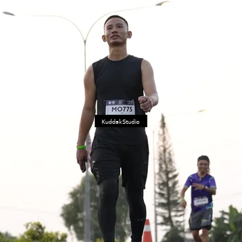 Runner Photo 7779885