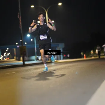 Runner Photo 7779888