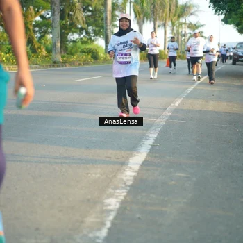 Runner Photo 7779977