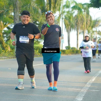 Runner Photo 7779979