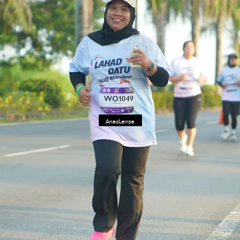 Runner Photo 7779985