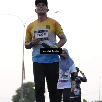 Runner Photo 7779990