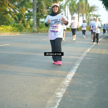 Runner Photo 7779992