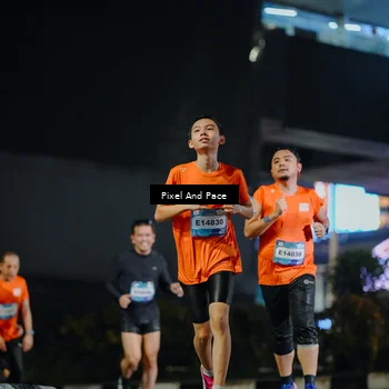 Runner Photo 7779993