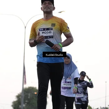 Runner Photo 7779997