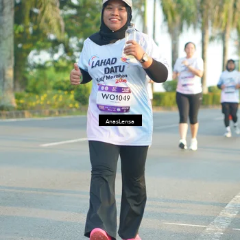 Runner Photo 7780001