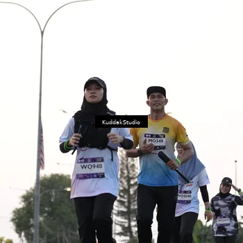 Runner Photo 7780009