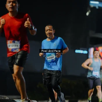 Runner Photo 7780015