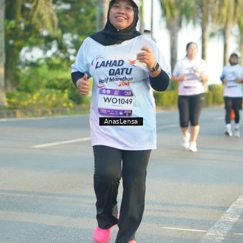 Runner Photo 7780031