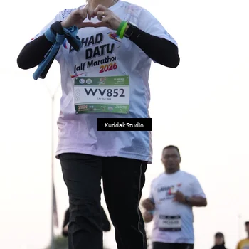 Runner Photo 7780034