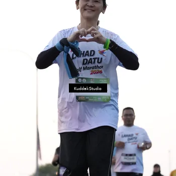 Runner Photo 7780039