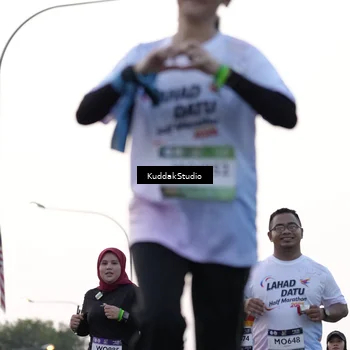 Runner Photo 7780043