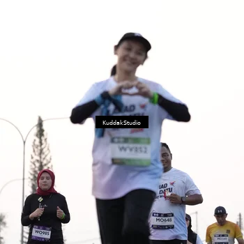 Runner Photo 7780056