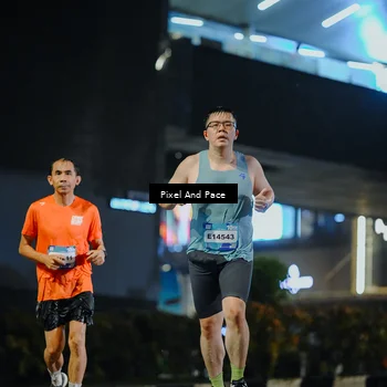 Runner Photo 7780061