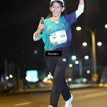 Runner Photo 7780065