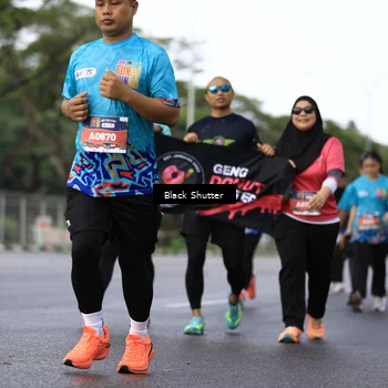 Runner Photo 7780073