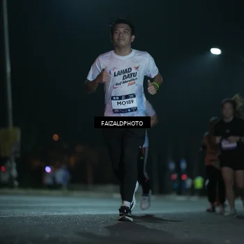Runner Photo 7780102