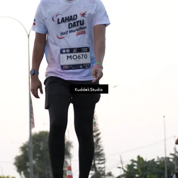 Runner Photo 7780113