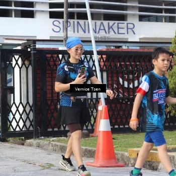 Runner Photo 7780130